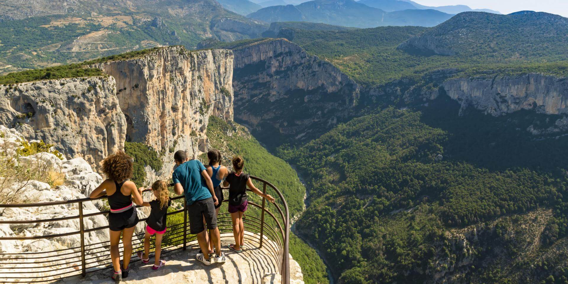 Vue panoramique des routes des crêtes