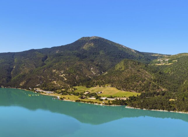 Saint-André-les-Alpes
entre lac et montagne