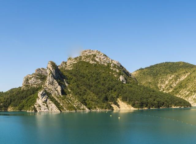 Lac de Castillon panorama