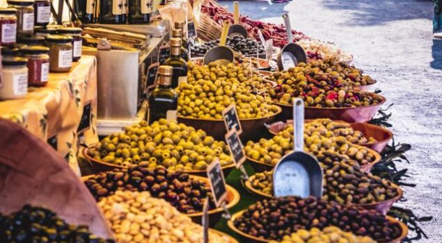 Les marchés provençaux dans le Verdon