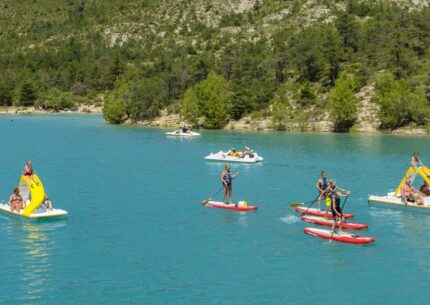 Nautisme sur le lac de Castillon