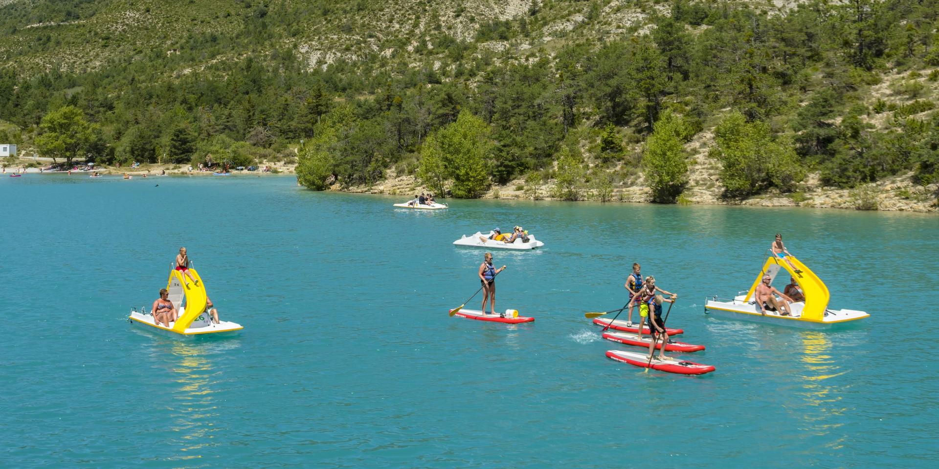 Nautisme sur le lac de Castillon