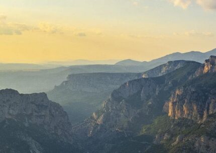 bannière pour la foire aux questions du site verdontourisme.com