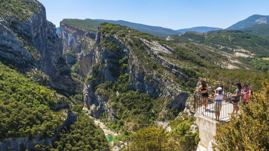 Breathtaking views of the canyon from the Point Sublime lookout.