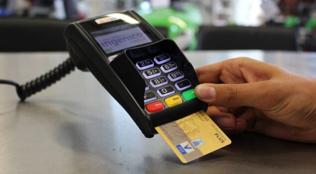 Cards - Banques - ©flyerwerk- Pixabay