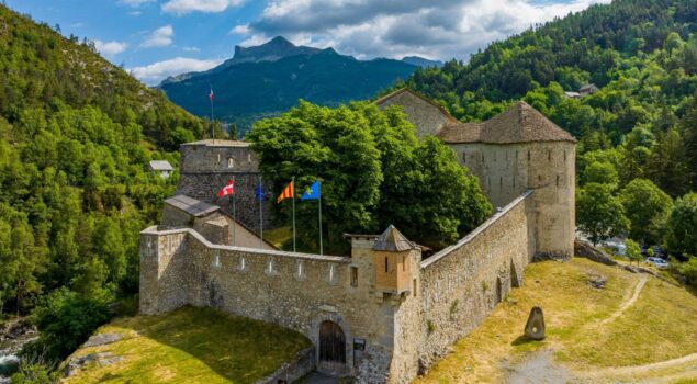 Fort de Savoie à Colmars-les-Alpes, fortification Vauban dans le Haut-Verdon