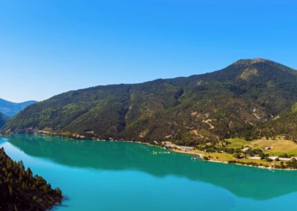 Lac de Castillon et de Sainte Croix -©Philippe Murtas