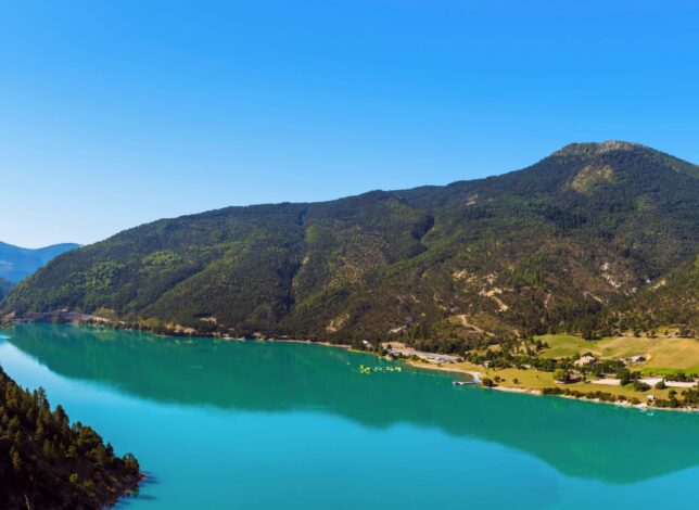 Lac de Castillon et de Sainte Croix -©Philippe Murtas