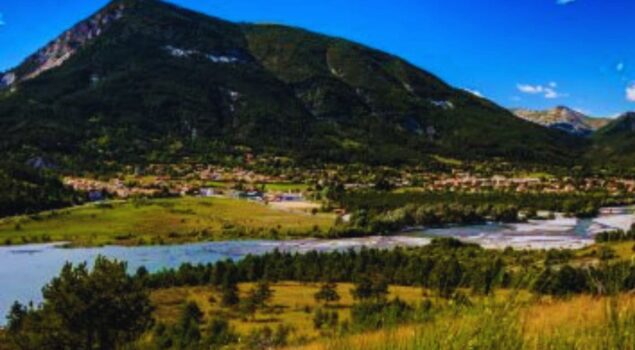 Cards - Le Patrimoine de st André les Alpes et Barrême avec un guide