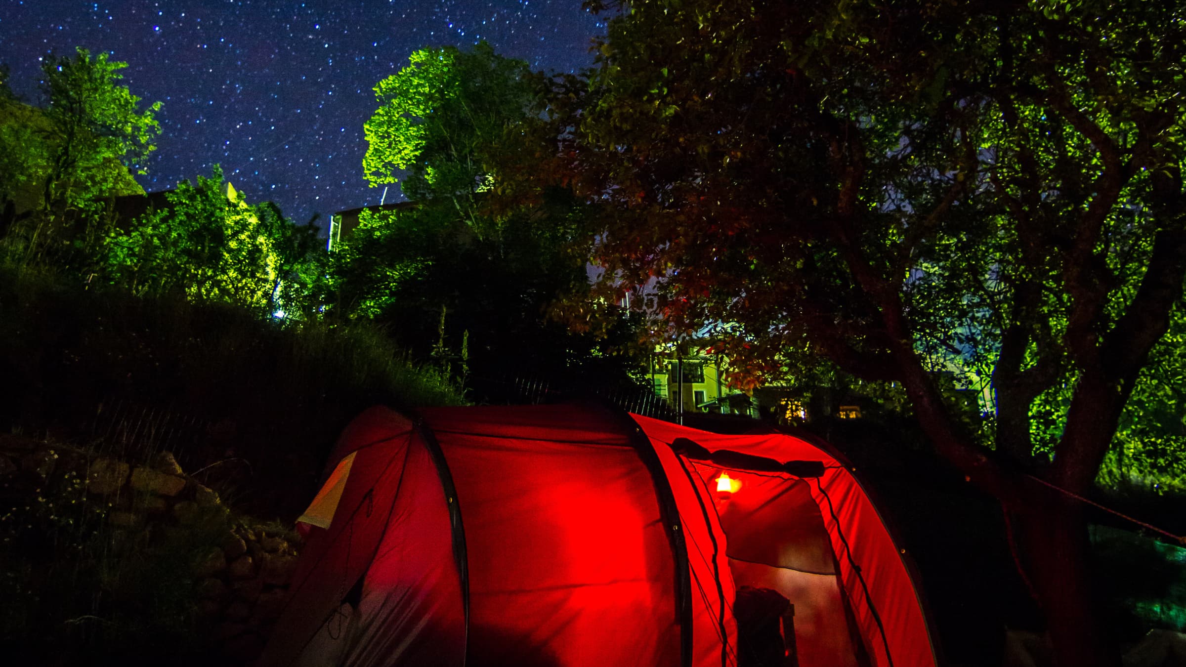 Camping dans les gorges du Verdon ©jupilu-Pixabay