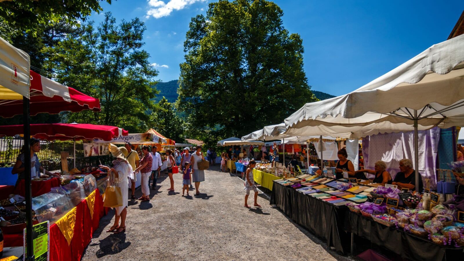 Marché_aux_saveurs